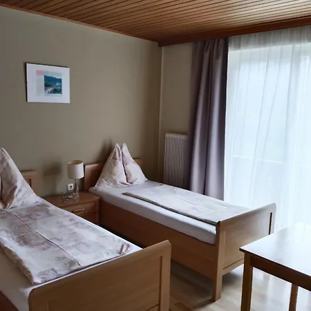 Fruehstuecks Ebner-hollerer Гостевой дом 3*