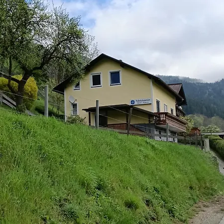 Fruehstuecks Ebner-hollerer Gæstehus Uebelstein